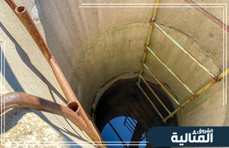 ينجز الفني مهمة تسليك المجاري في المنازل والمباني التجارية بسرعة ودون أي تأخير.