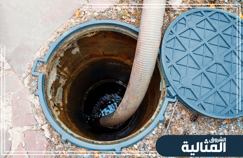 يستخدم الفني أحدث الأساليب لإزالة الانسدادات ومنع الروائح الكريهة وعودة المياه بسلاسة.